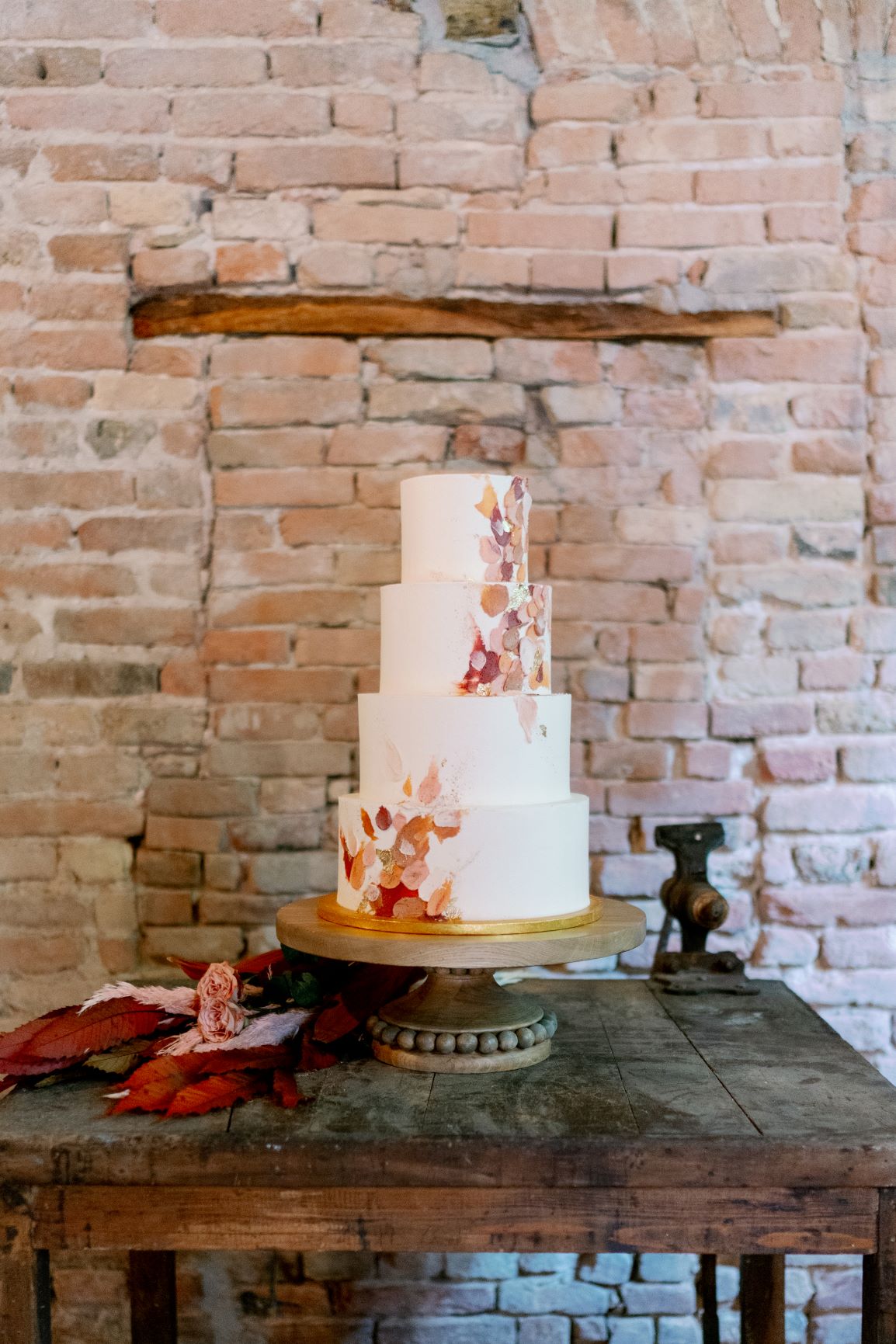 atumn fall wedding cake