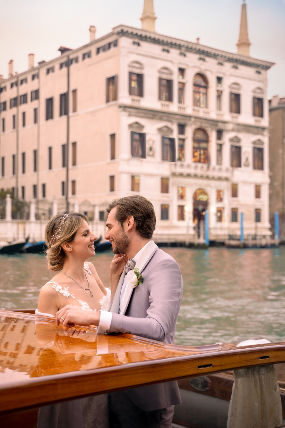 matrimonio lusso venezia aman canal grande